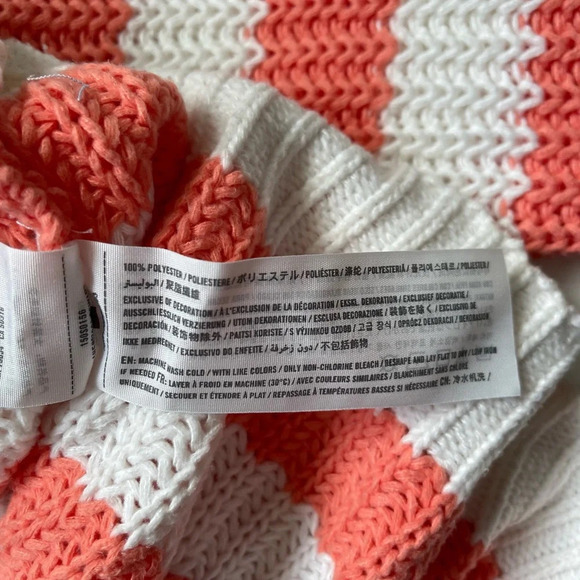 Abercrombie & Fitch White & Peach Striped Chunky Knit Sweater Medium Women’s - Picture 9 of 10